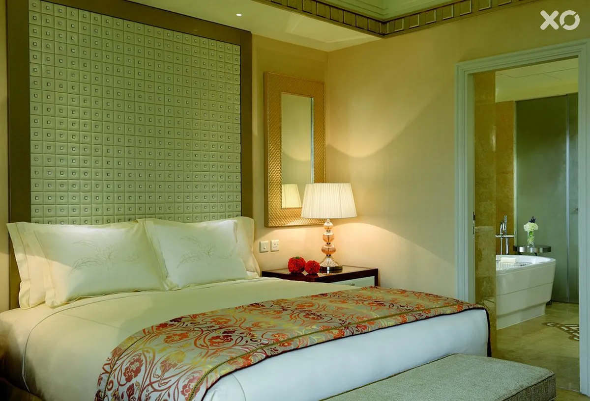 The Ritz-Carlton Grand Canal Abu Dhabi
