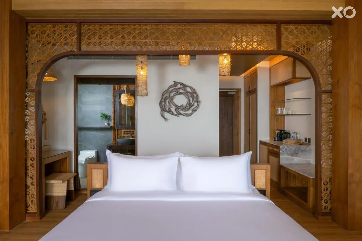 Sinae Phuket Luxury Hotel