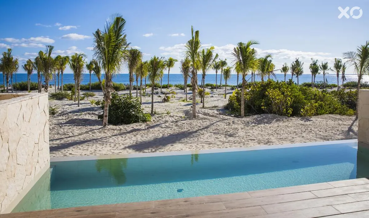 Majestic Elegance Costa Mujeres