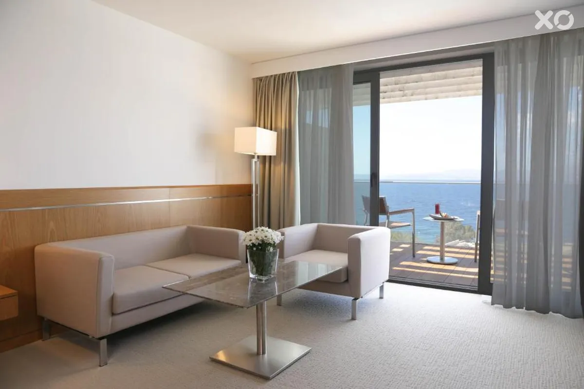 Onlive Hotel