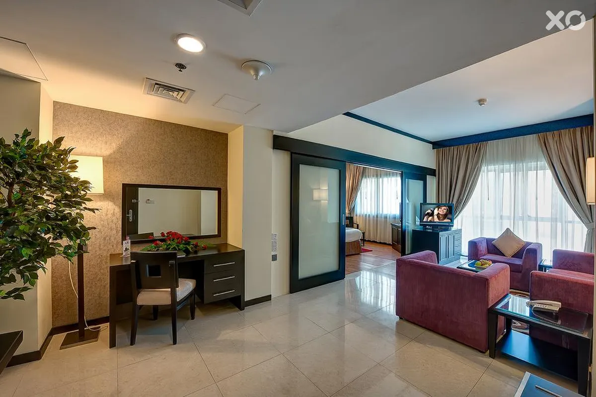 Grandeur Hotel