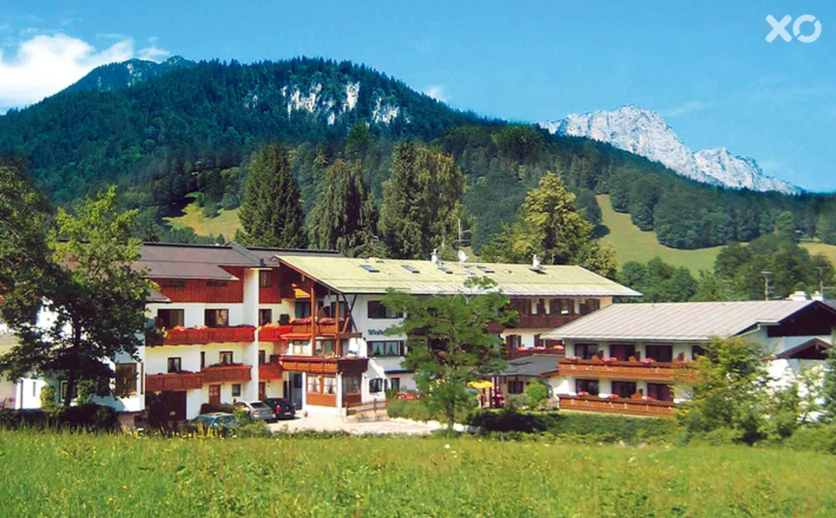 Alpenhotel Garni and Ferienwohnungen