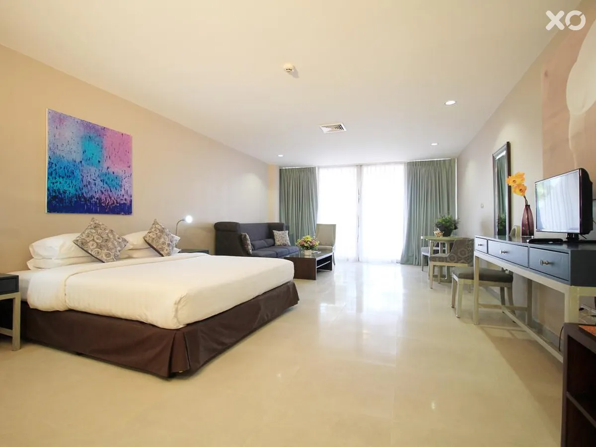 Tropicana Hotel