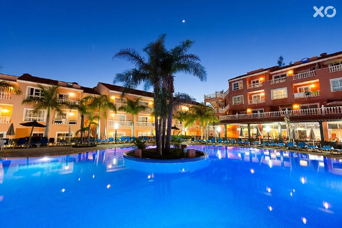 El Duque Aparthotel