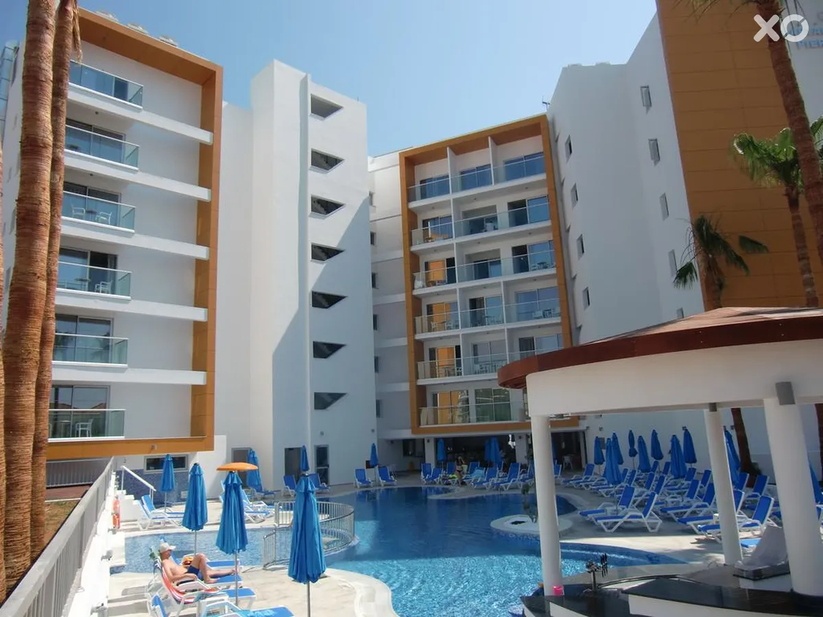Captain Pier Hotel