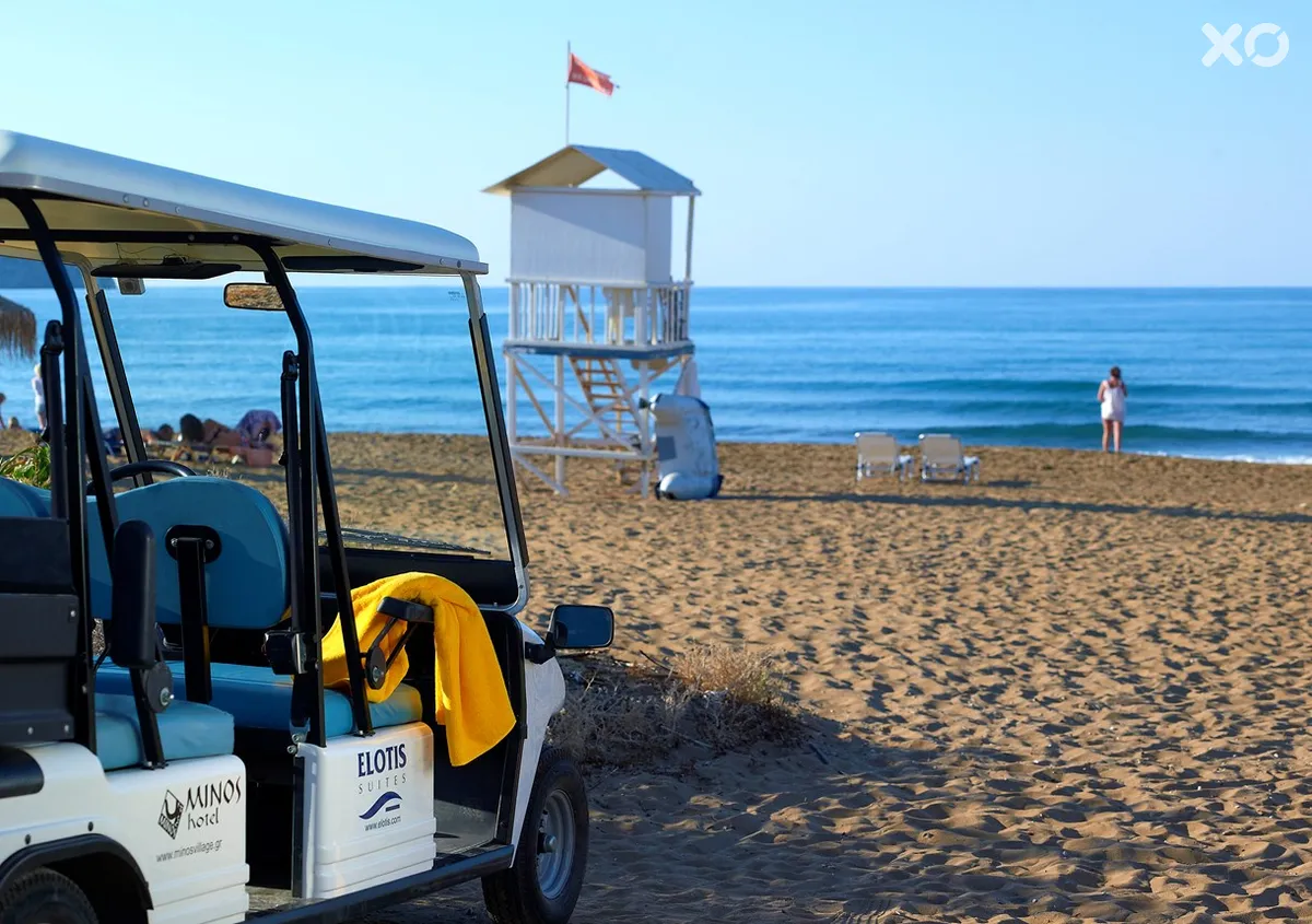 Elotis Suites Hotel