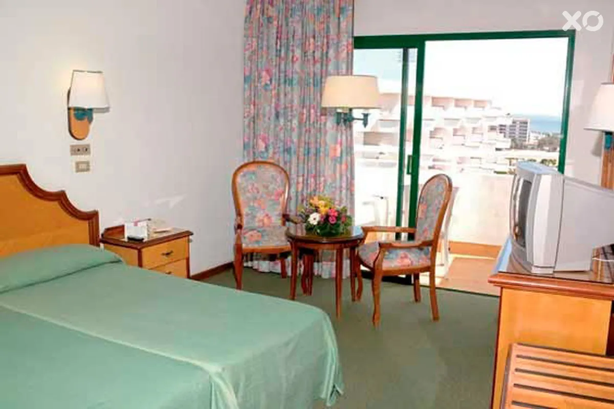 Riu Papayas Hotel