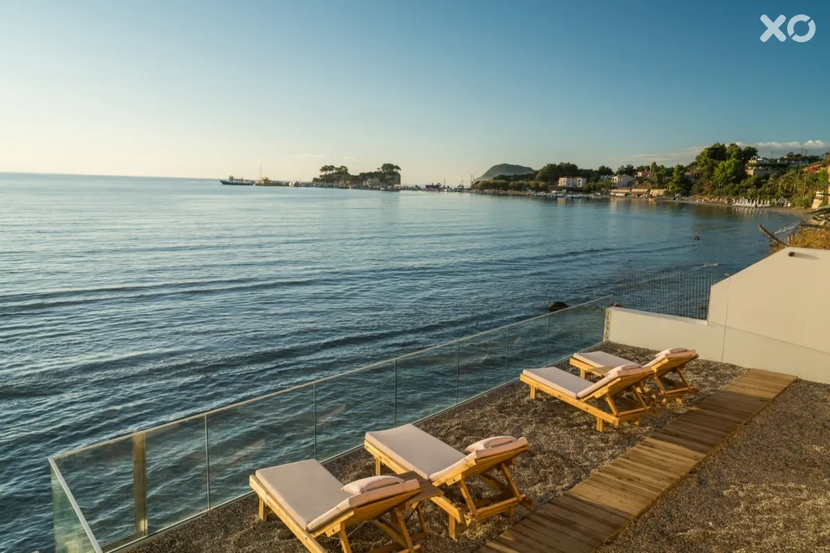 Denise Beach Hotel