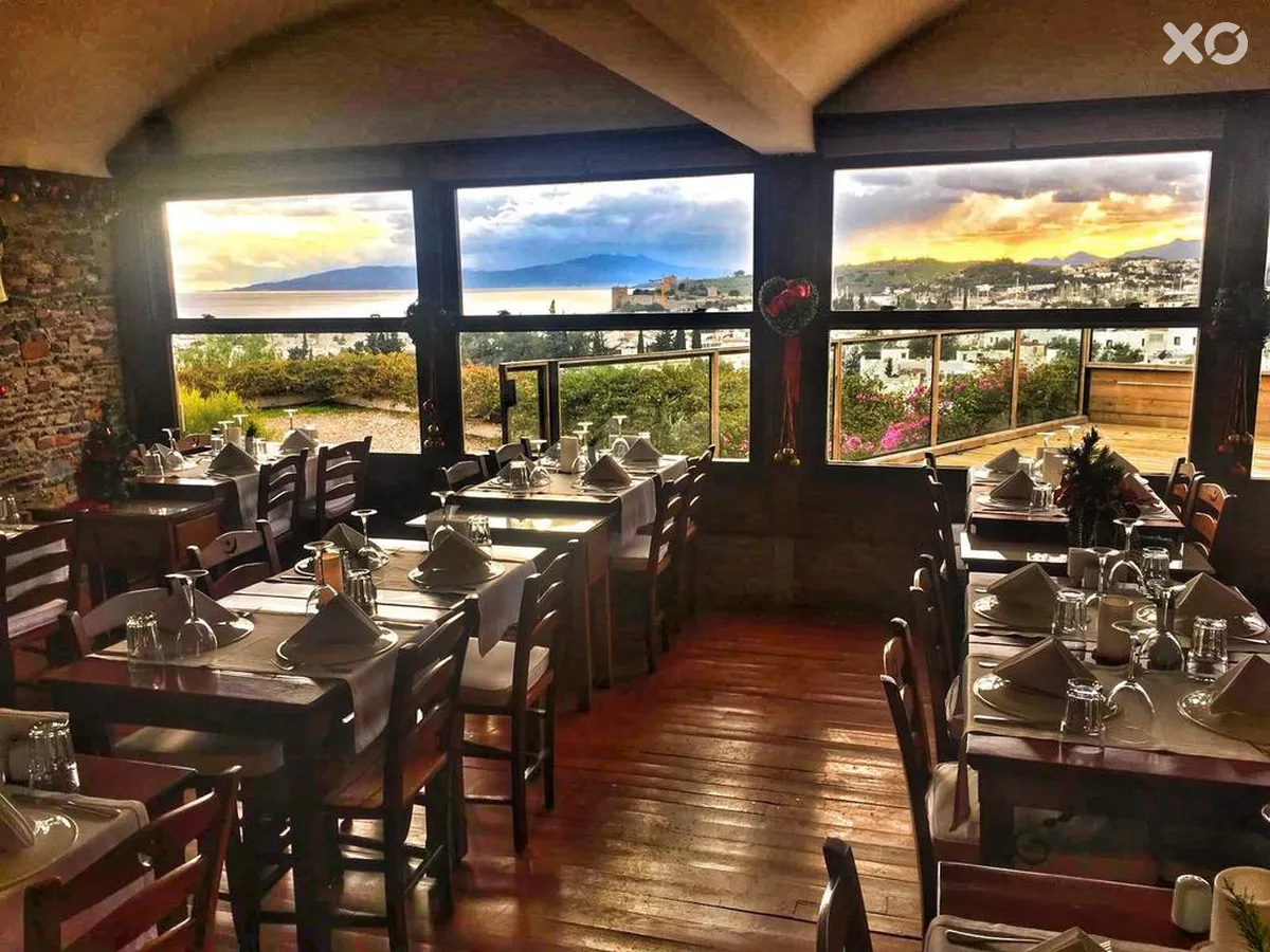 El Vino Hotel & Suites