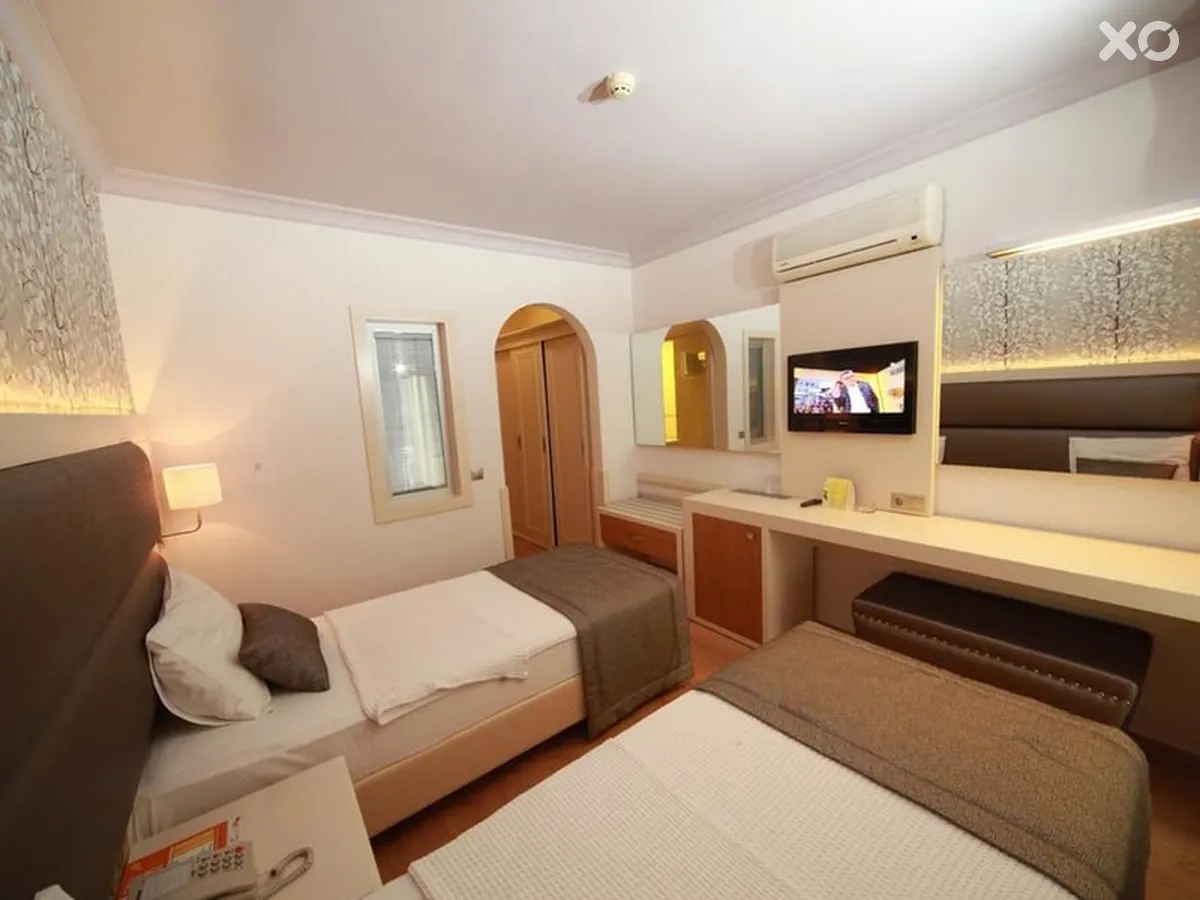 Grand Faros Hotel