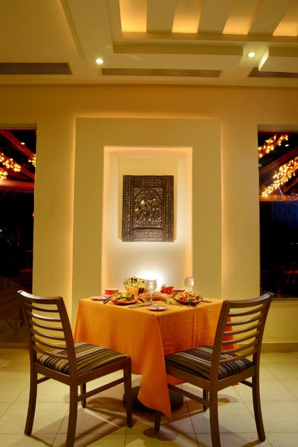 Charmillion Club Aqua Park