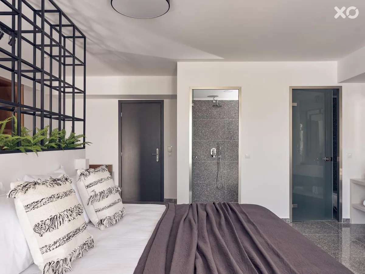 Letsos Hotel
