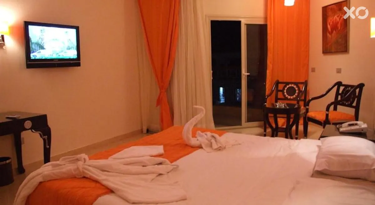 Sphinx Aqua Park Beach Resort