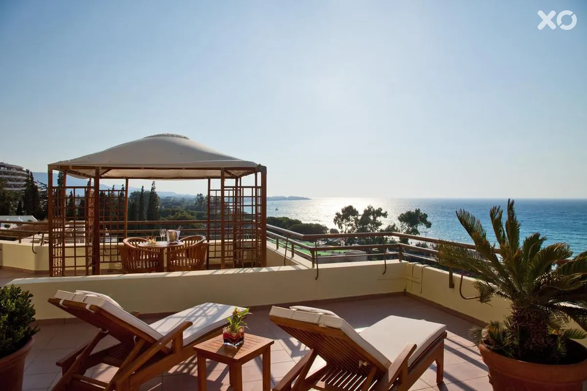 Rhodes Bay Hotel & Spa