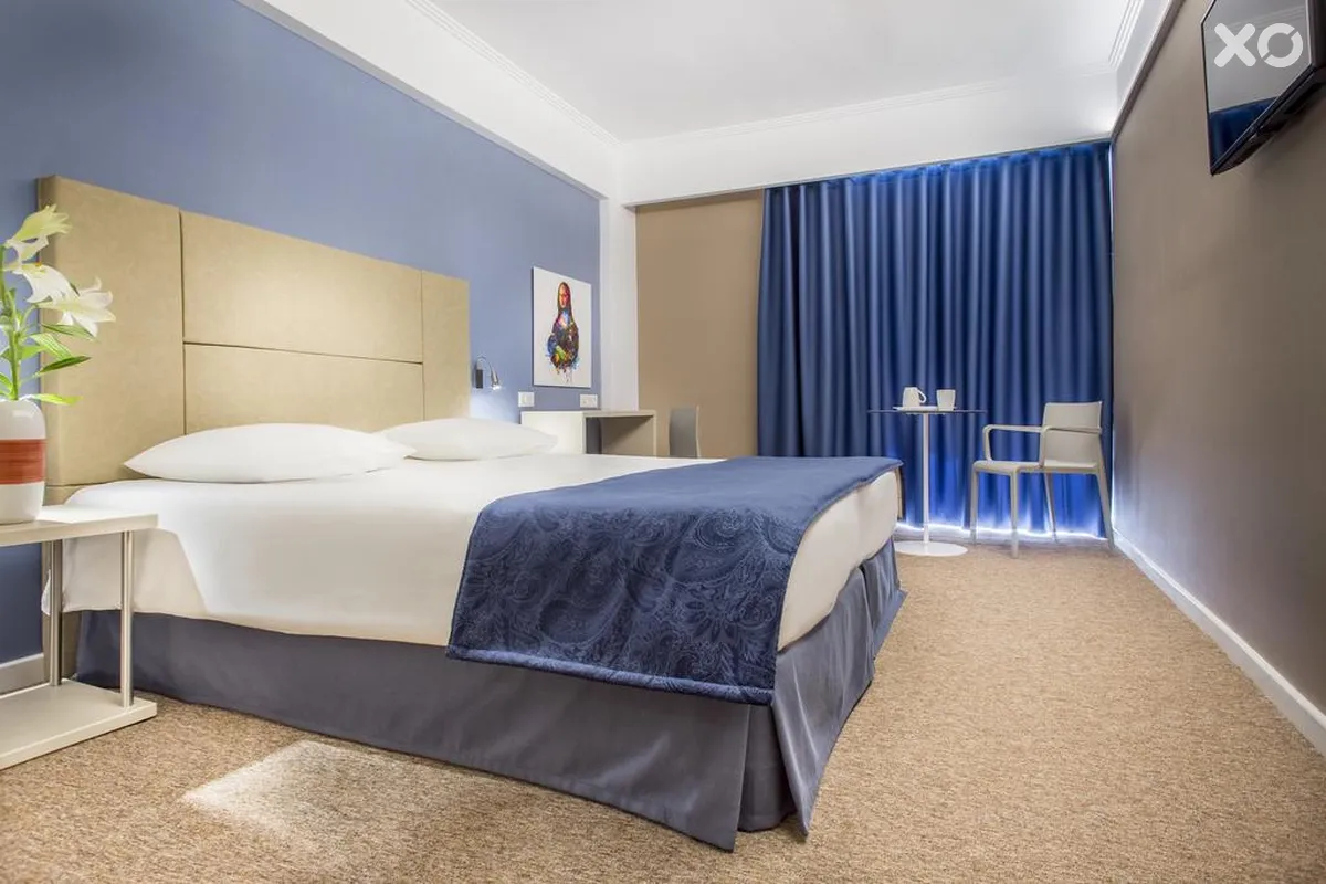 Alexandros Hotel