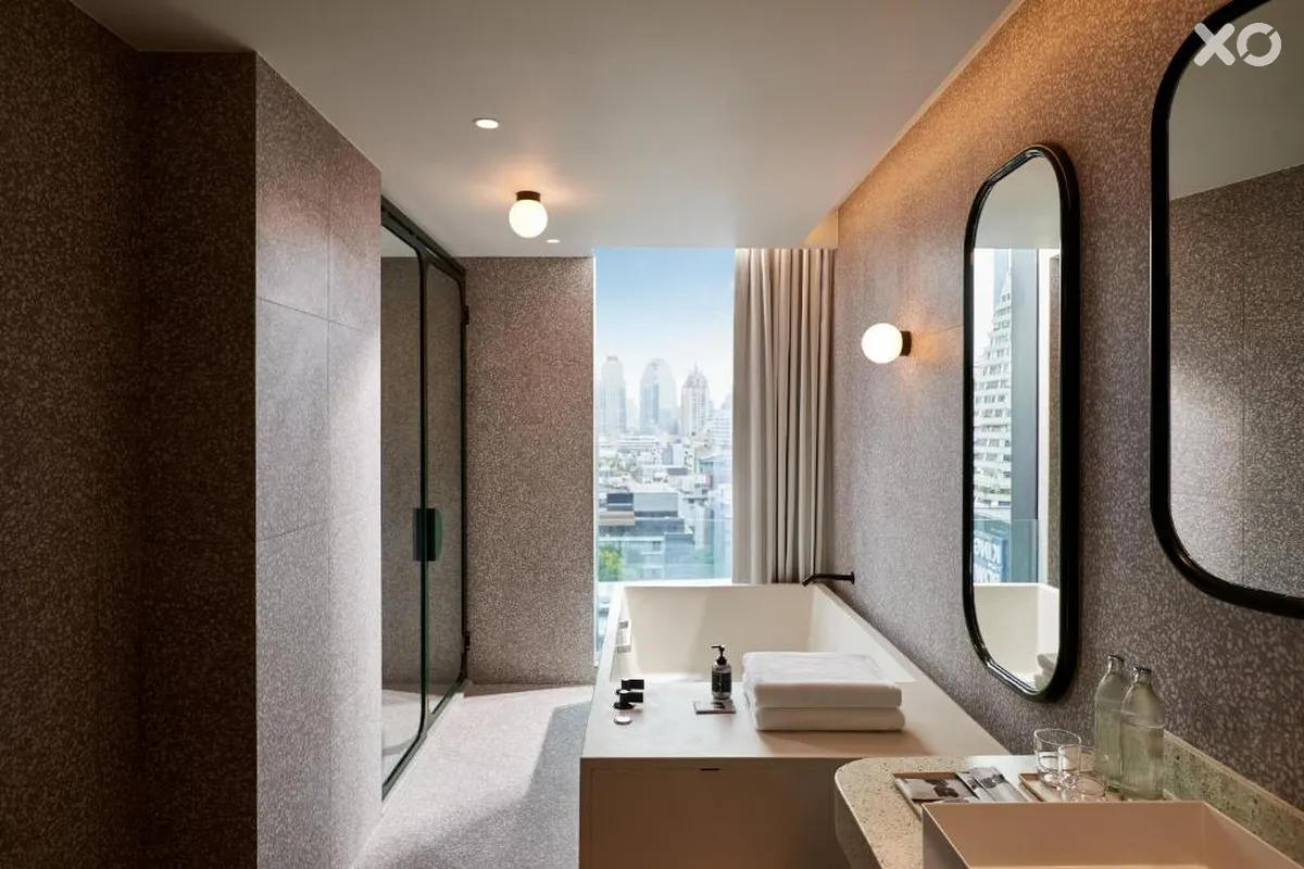 The Standard, Bangkok Mahanakhon