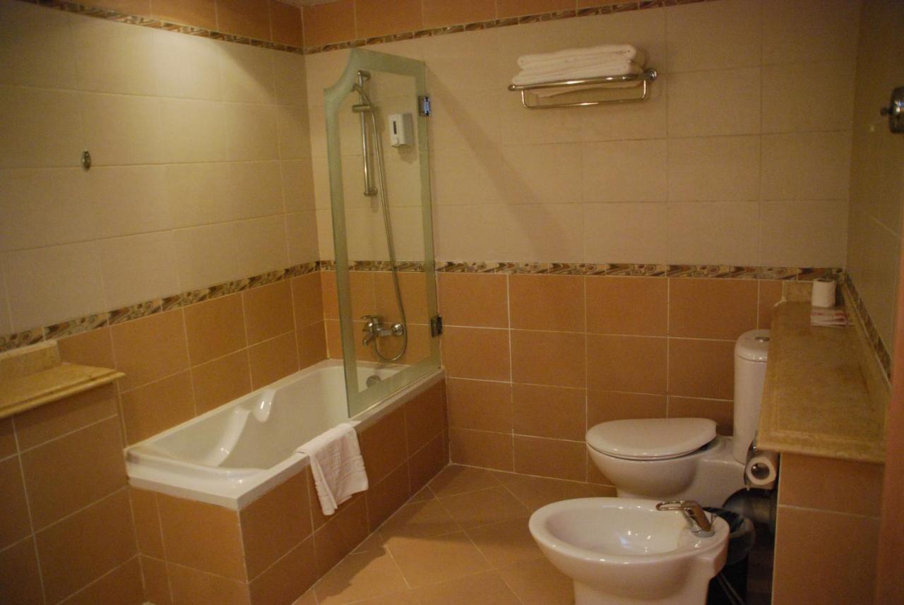 Royal Lagoons Resort & Aqua Park