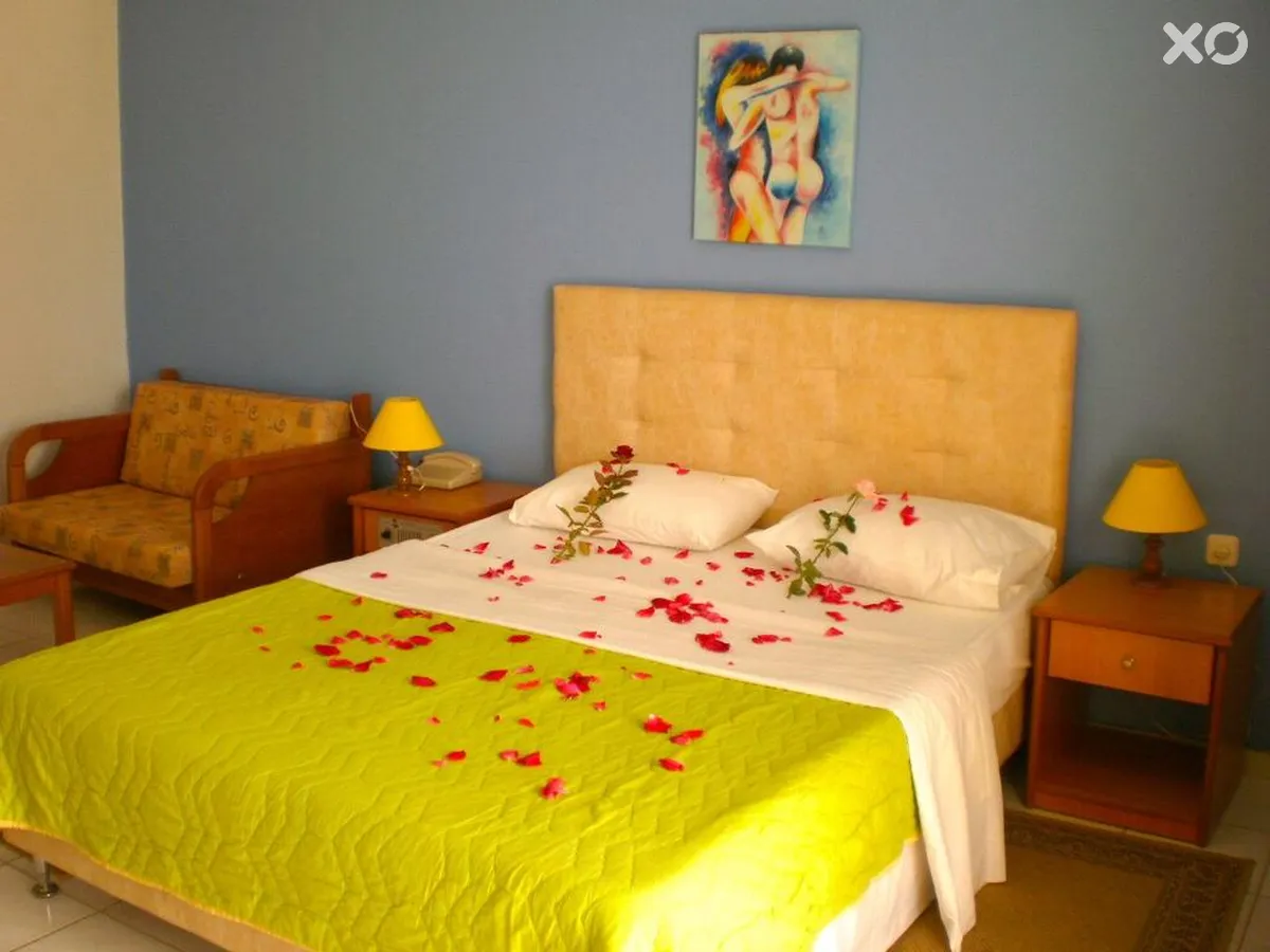 Oasis Hotel