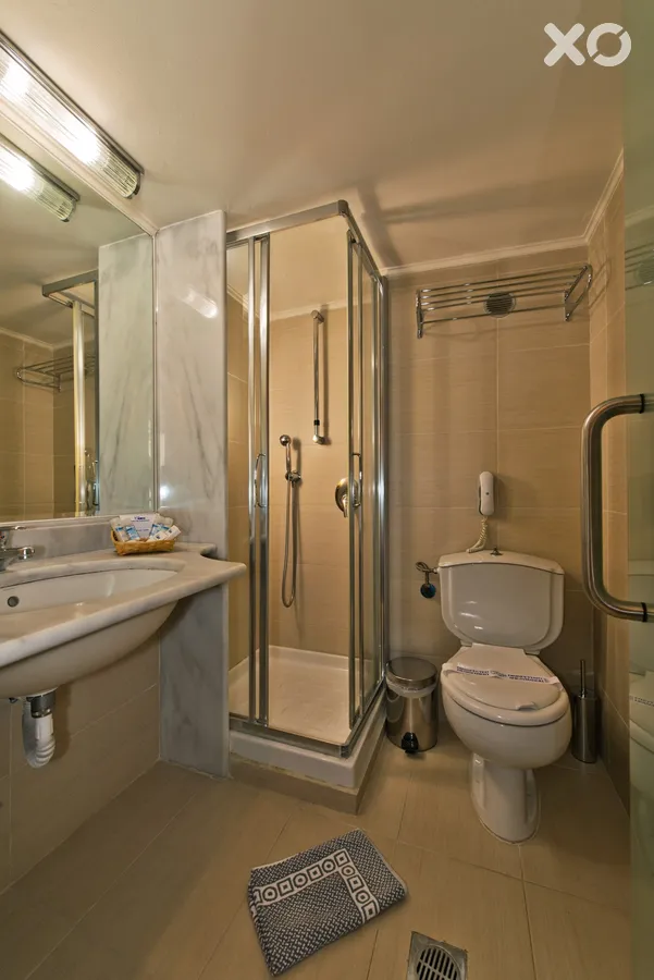 Minos Hotel