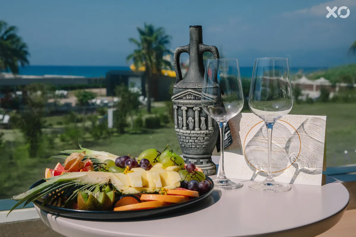 Almyros Beach Resort & Spa