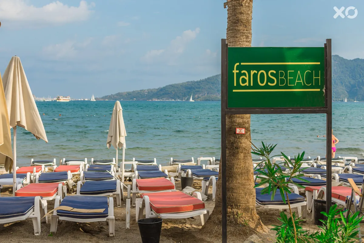 Grand Faros Hotel
