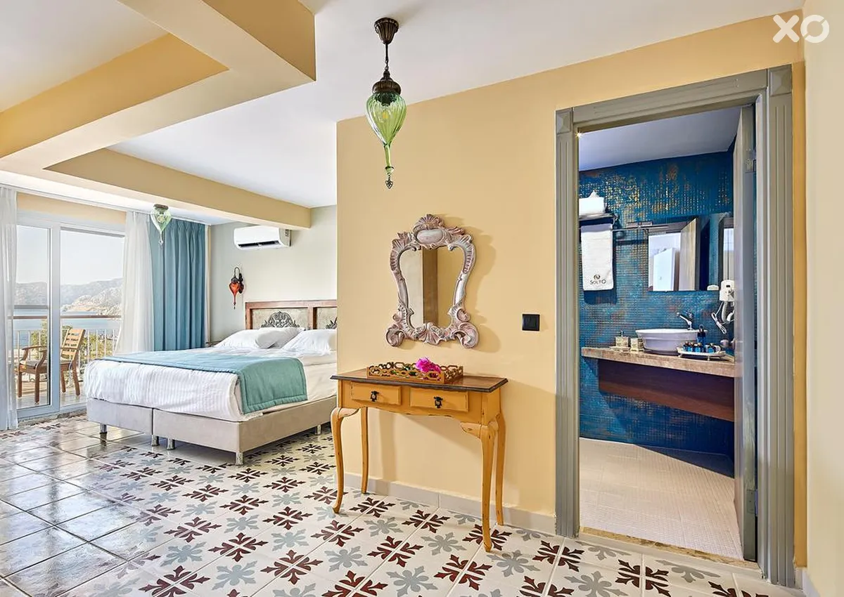 Fi Light Solto Boutique Beach