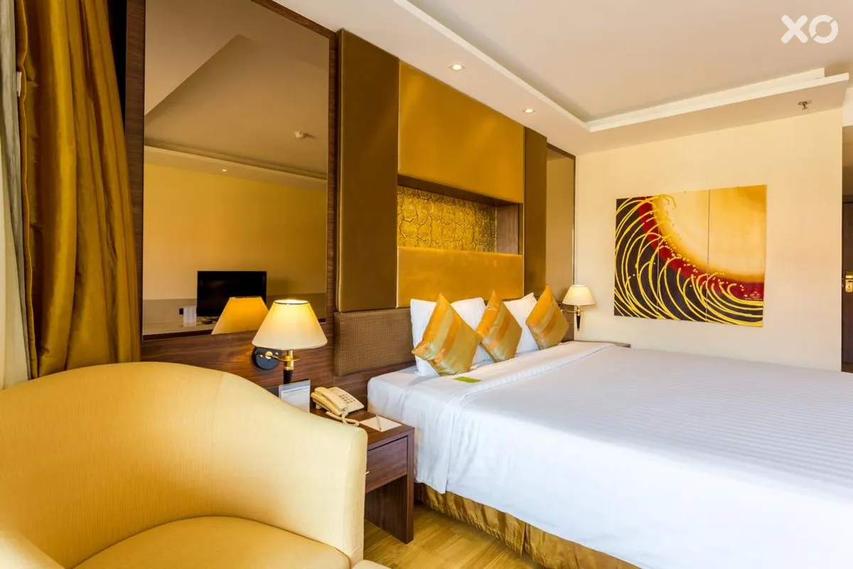 Nova Gold Hotel