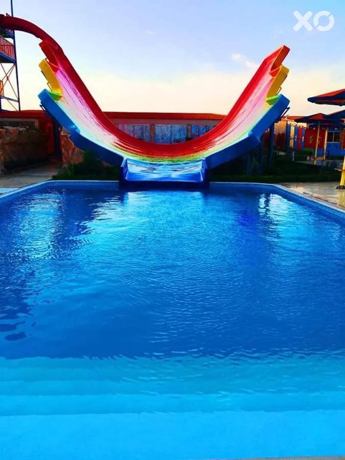 Hawaii Paradise Aqua Park Resort