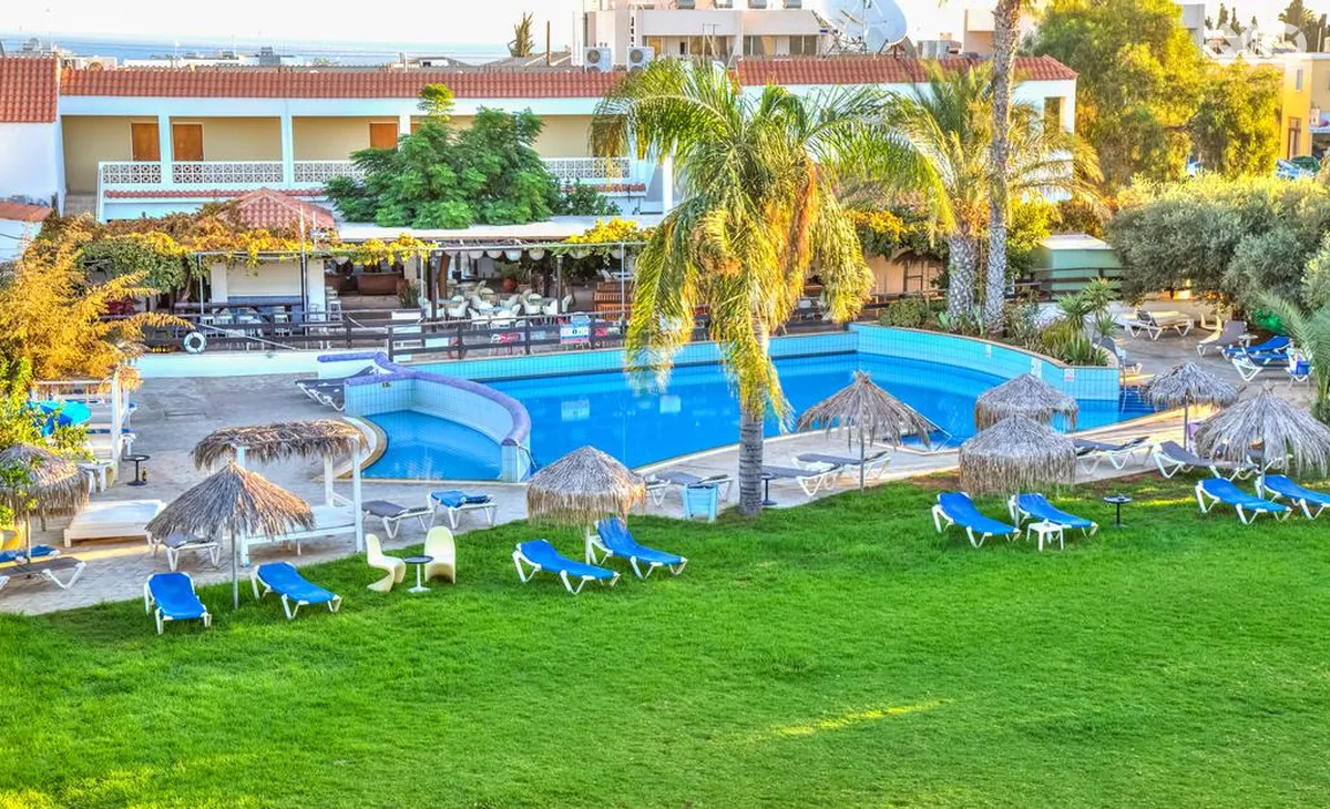 Captain Karas Holiday Apartments