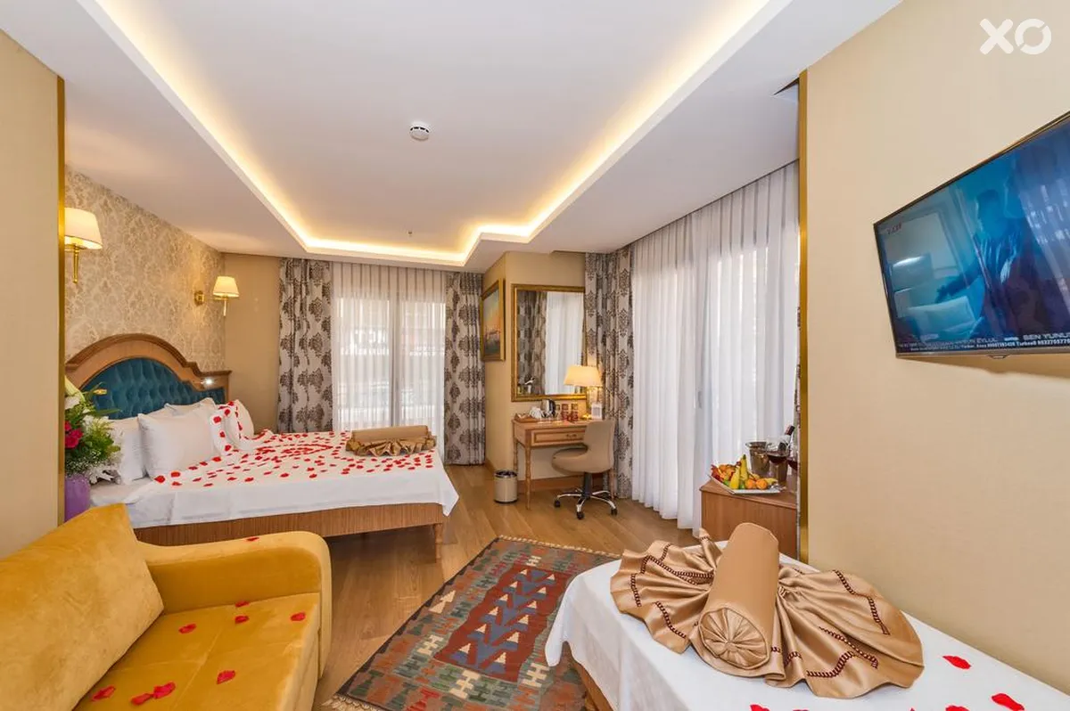 Aprilis Gold Hotel