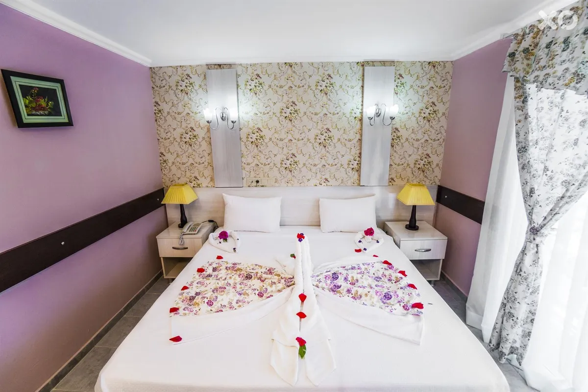 Elysium Elite Hotel & Spa
