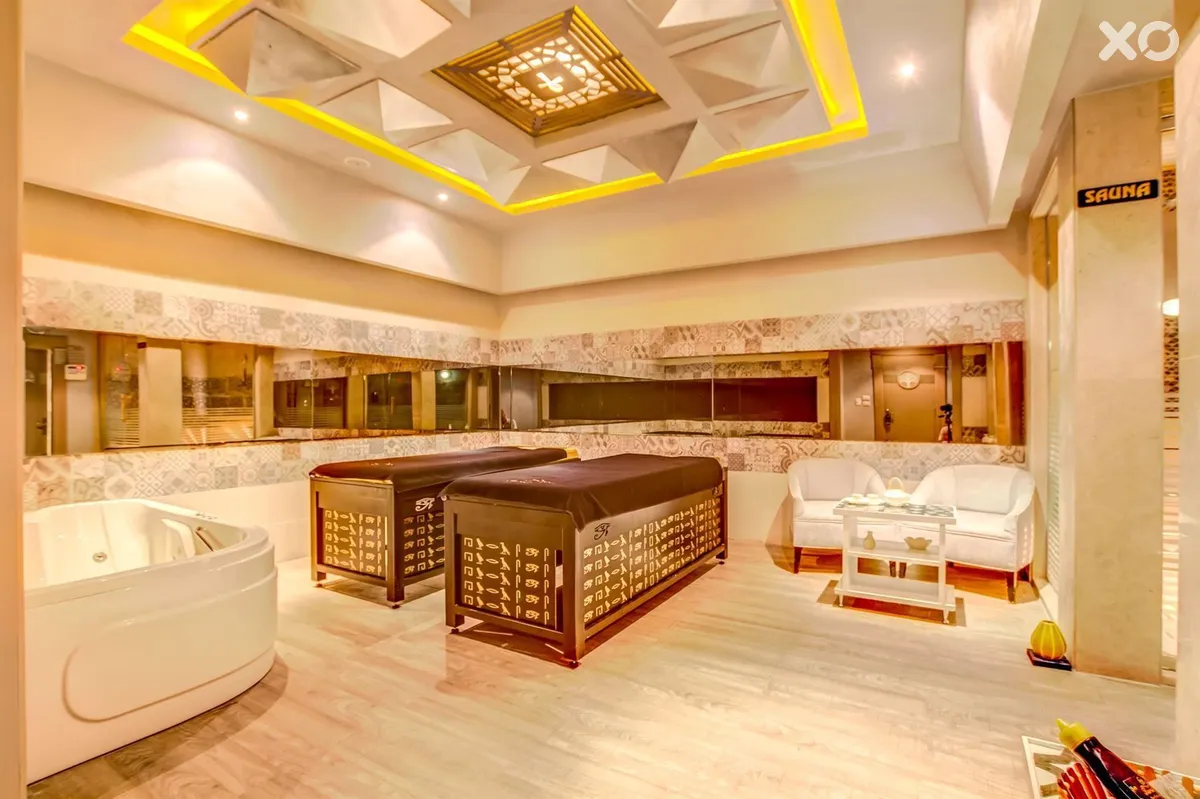 AMC Royal Hotel & Spa