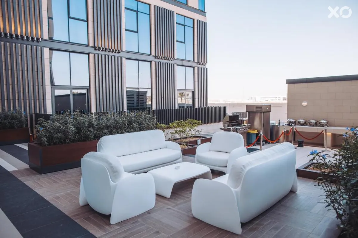 Staybridge Suites Dubai al-Maktoum Airport