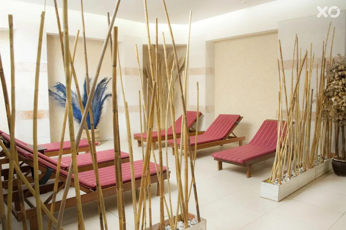 Golden Lotus Hotel