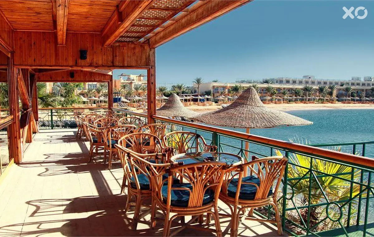 Desert Rose Resort
