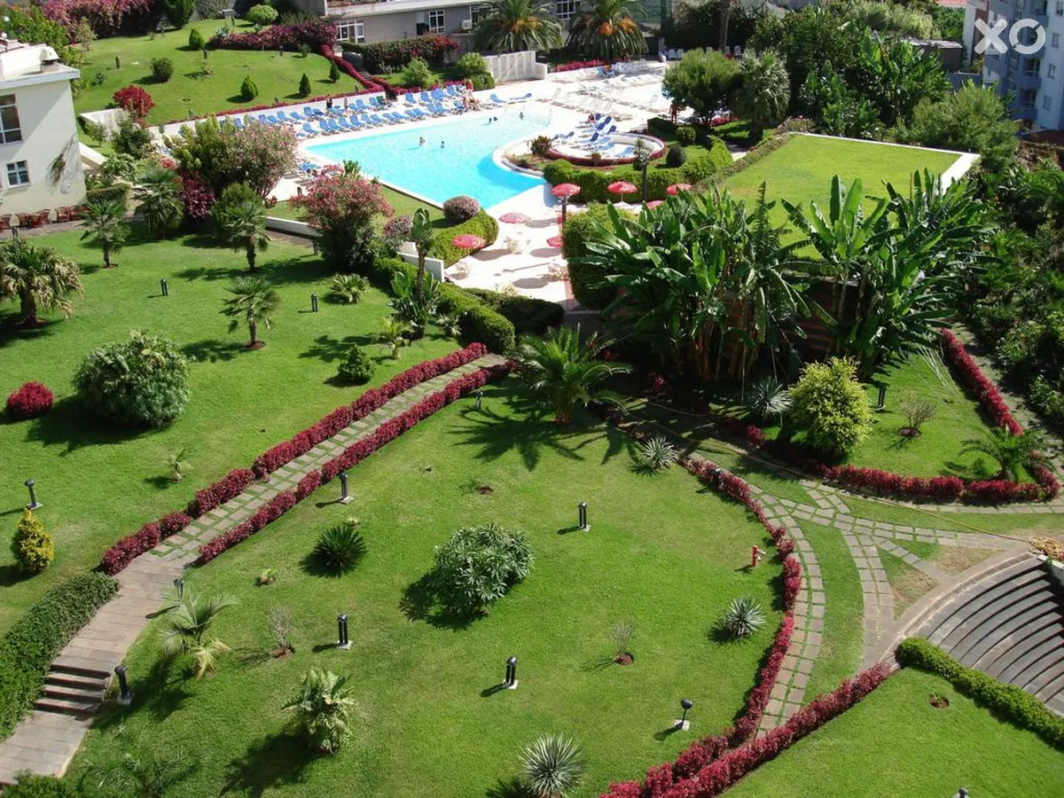 Jardins d'Ajuda Suite Hotel