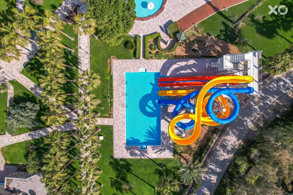 Arum Barut Collection