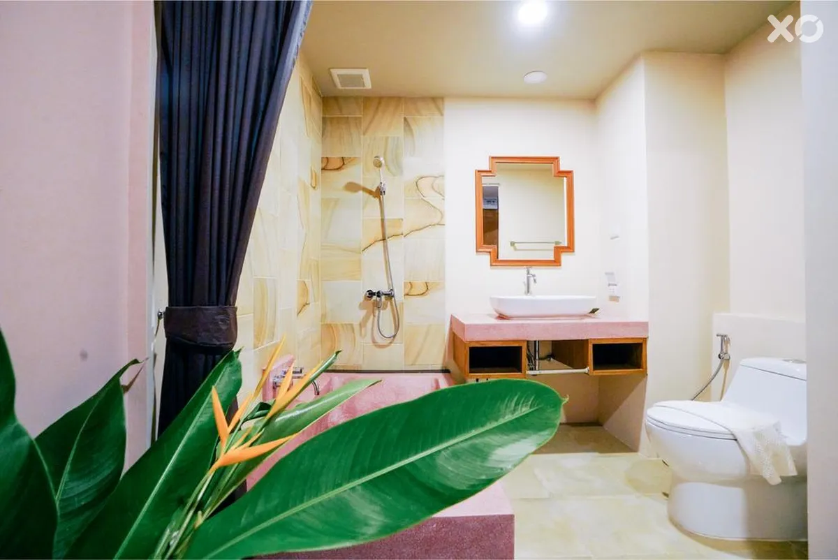 The Pineapple Hotel