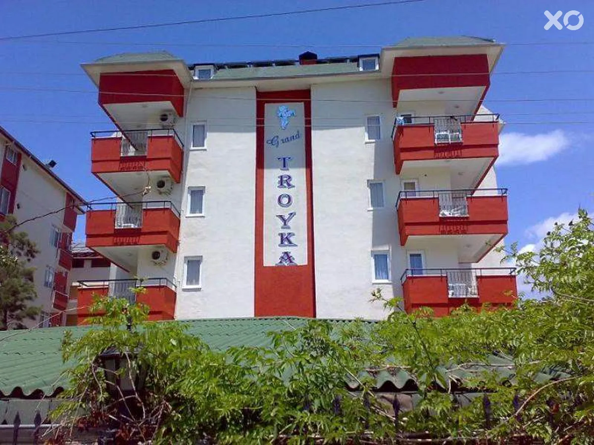 Solis Beach Hotel