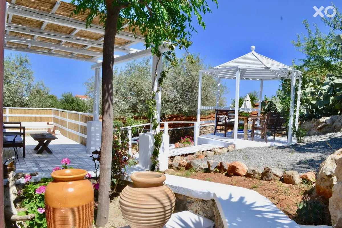 Caesars Gardens Hotel & Spa