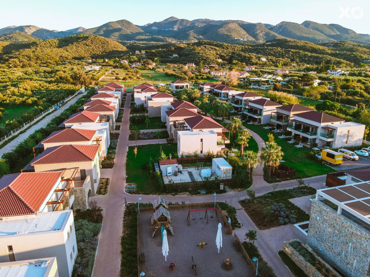 Almyros Beach Resort & Spa