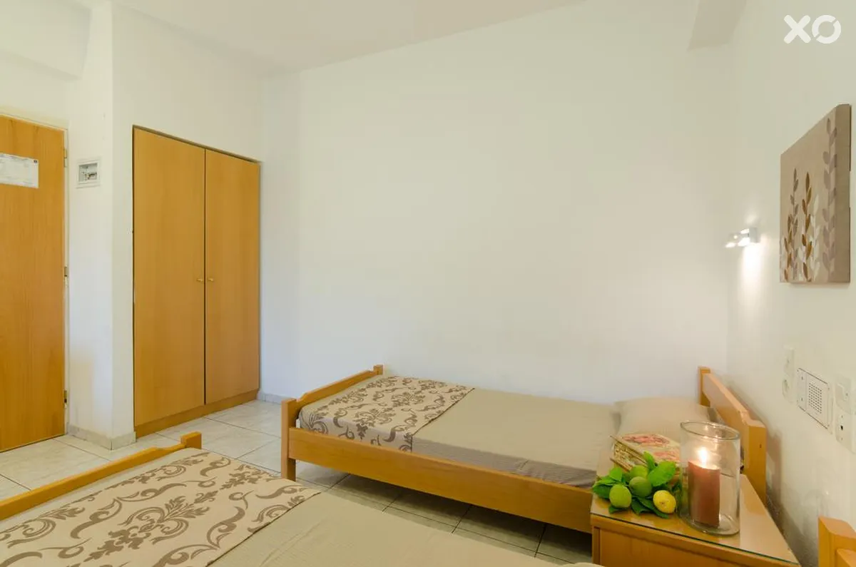 Aglaia Apartments