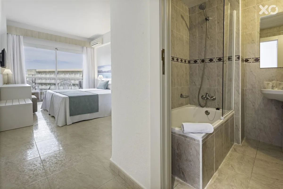 AzuLine Hotel Bahamas