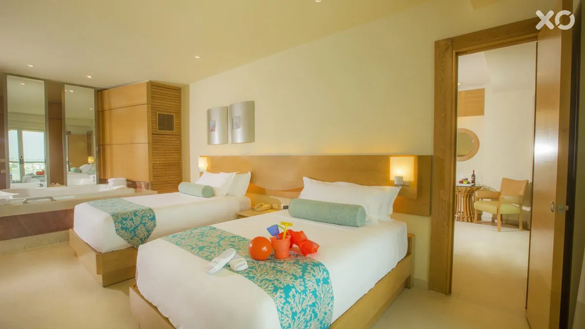 Beach Palace