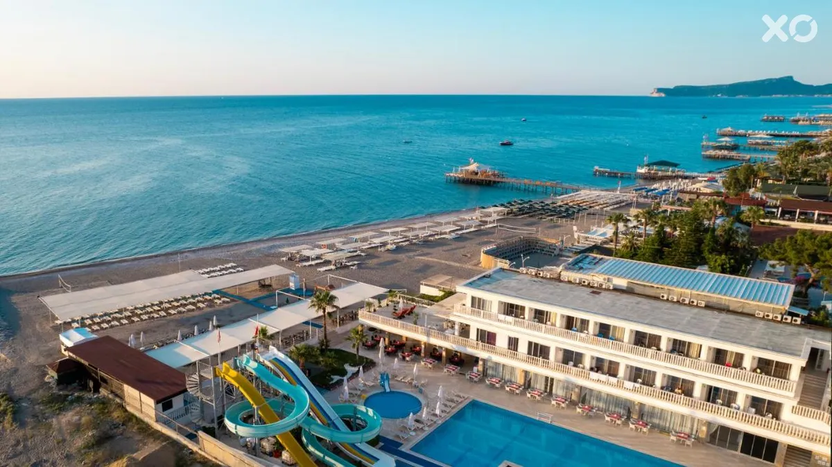 La Perla Hotel