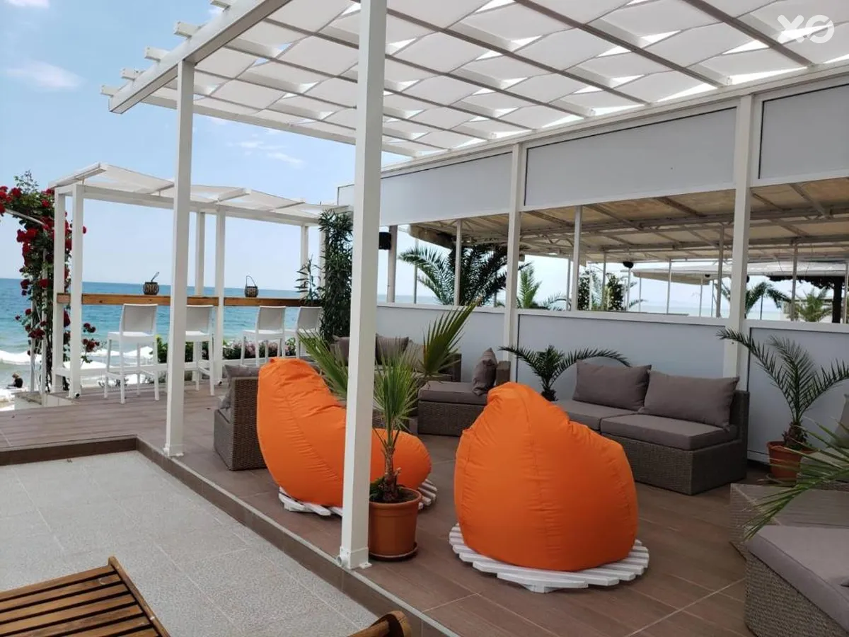 Perla Apartments First Line