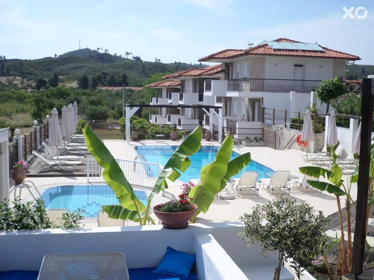 Ampelia Hotel