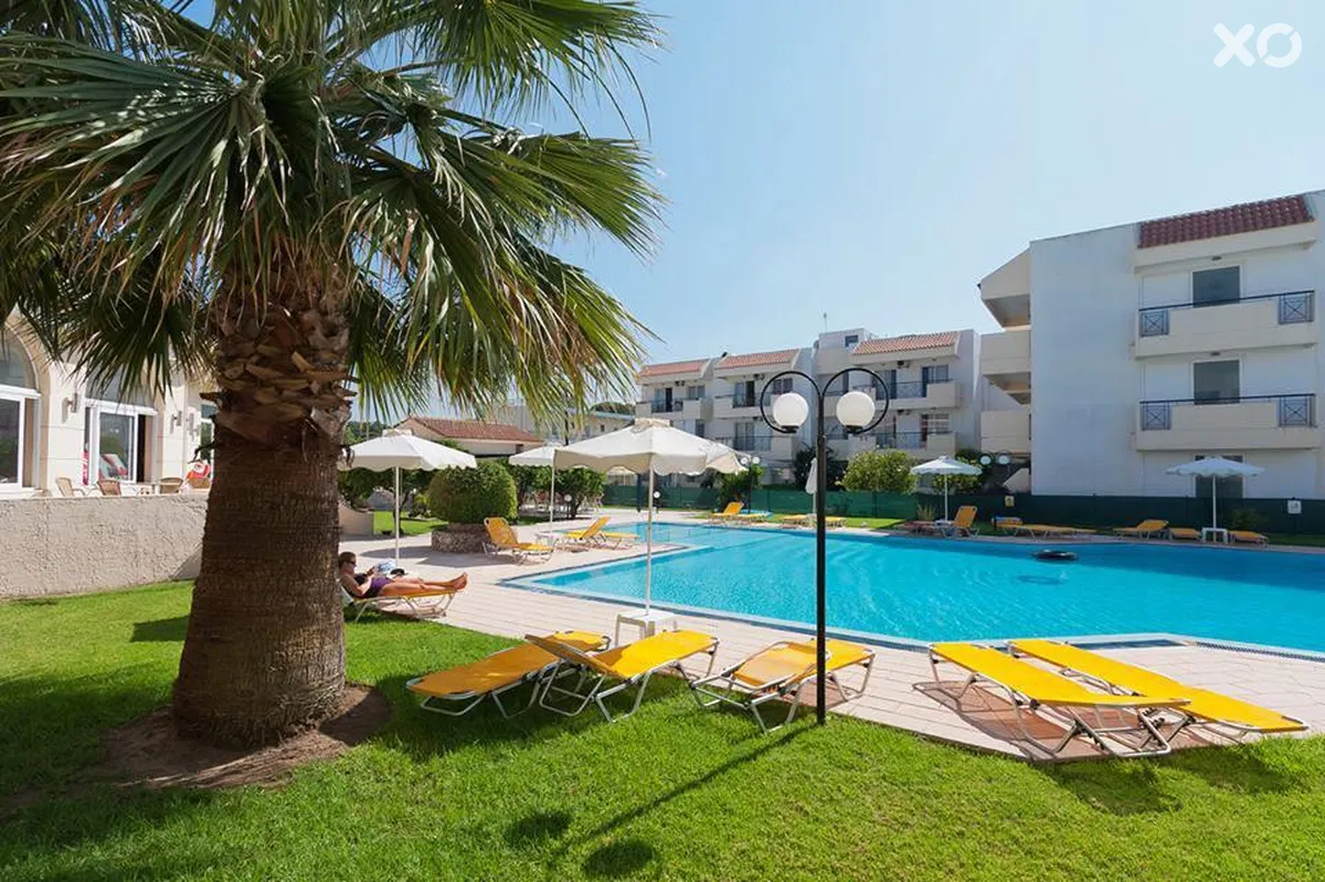 Summerland Hotel & Bungalows