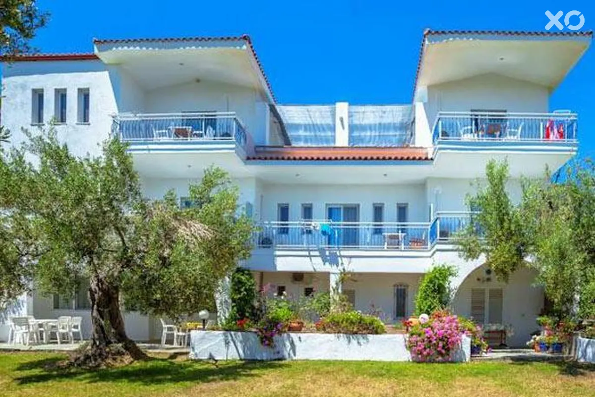 Xenios Faros Apartments