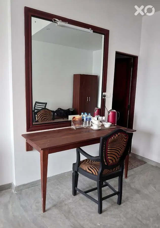 Sea Breeze Hotel